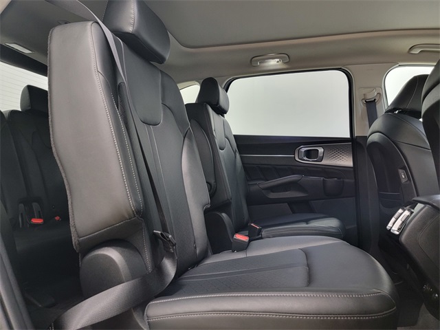 2022 Kia Sorento SX photo 12