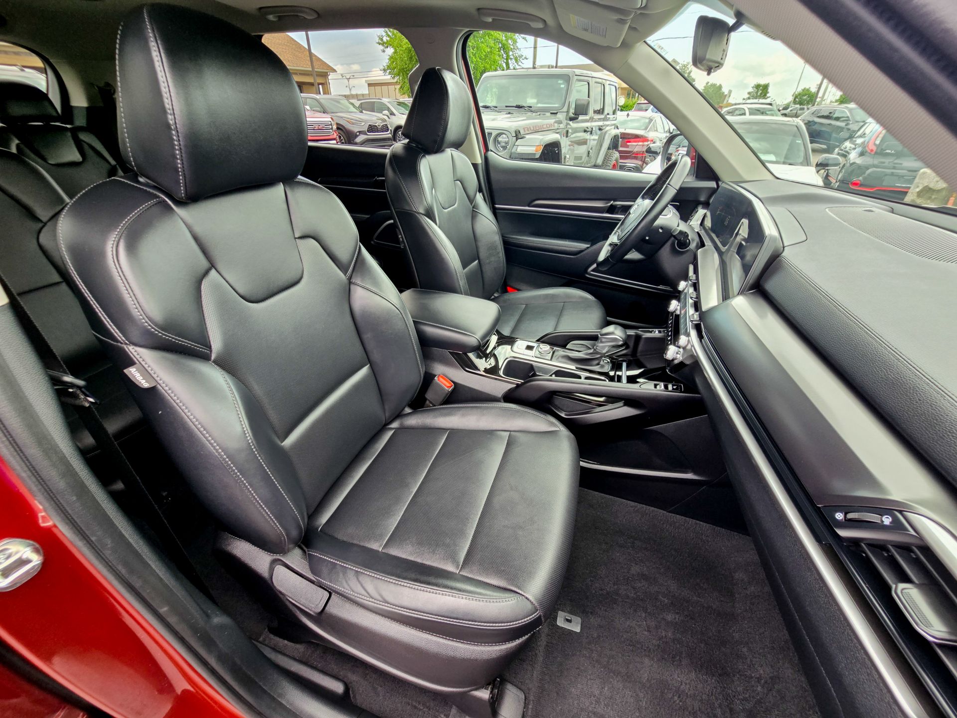 2024 Kia Telluride S photo 37