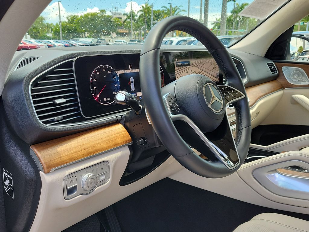 2025 Mercedes Benz GLE 350 4MATIC photo 10