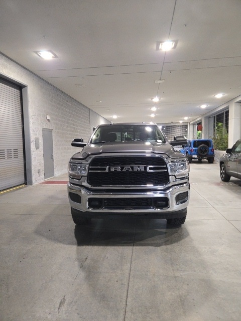 2020 Ram 2500 Tradesman photo 2