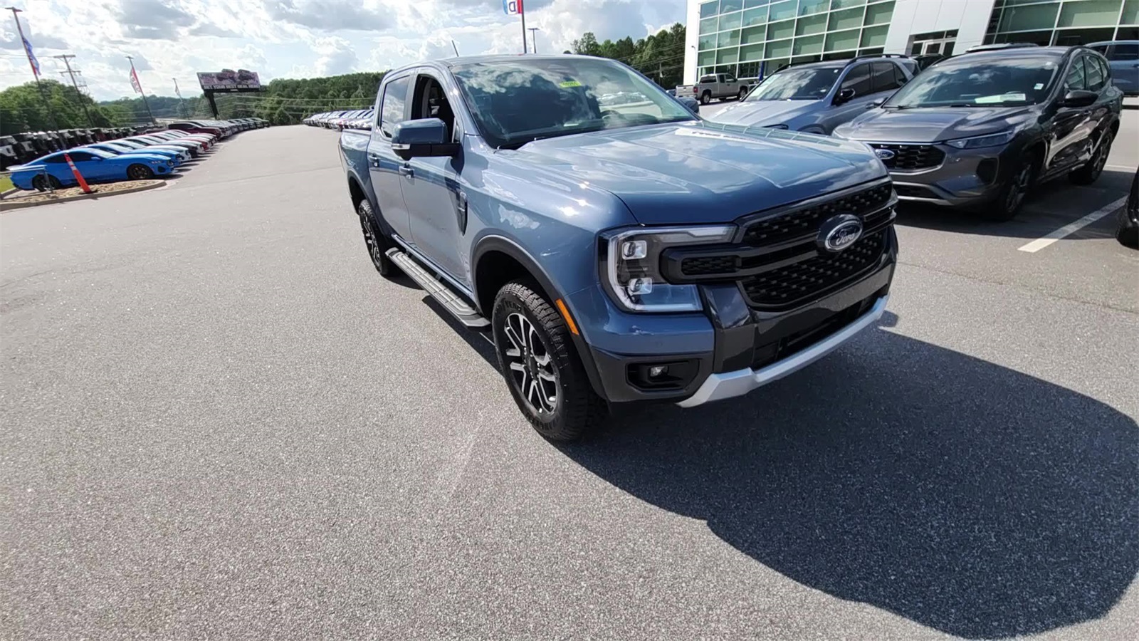 2025 Ford Ranger Lariat photo 4