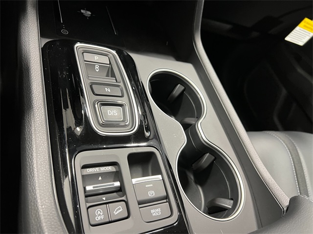 2025 Honda Pilot Touring photo 21