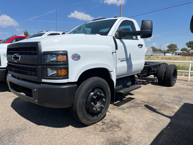2024 Chevrolet Silverado 4500 Medium Duty Chassis Cab Work Truck's photo