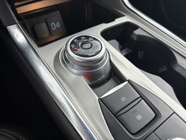 2023 Ford Explorer XLT photo 18