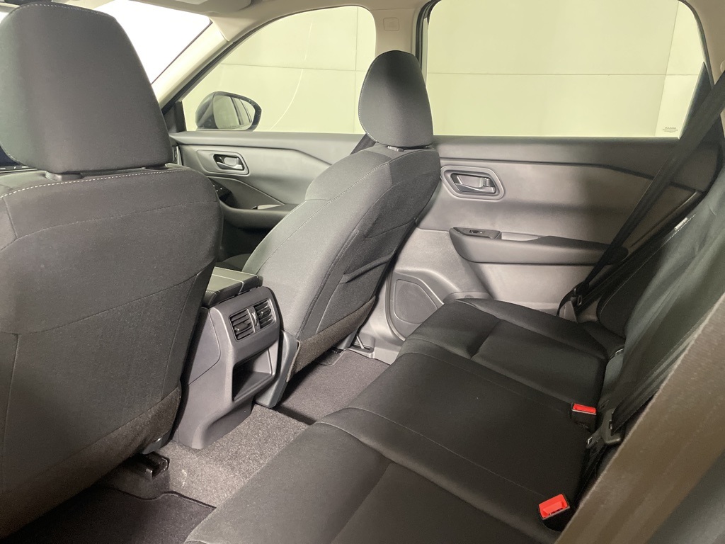 2025 Nissan Rogue S photo 34