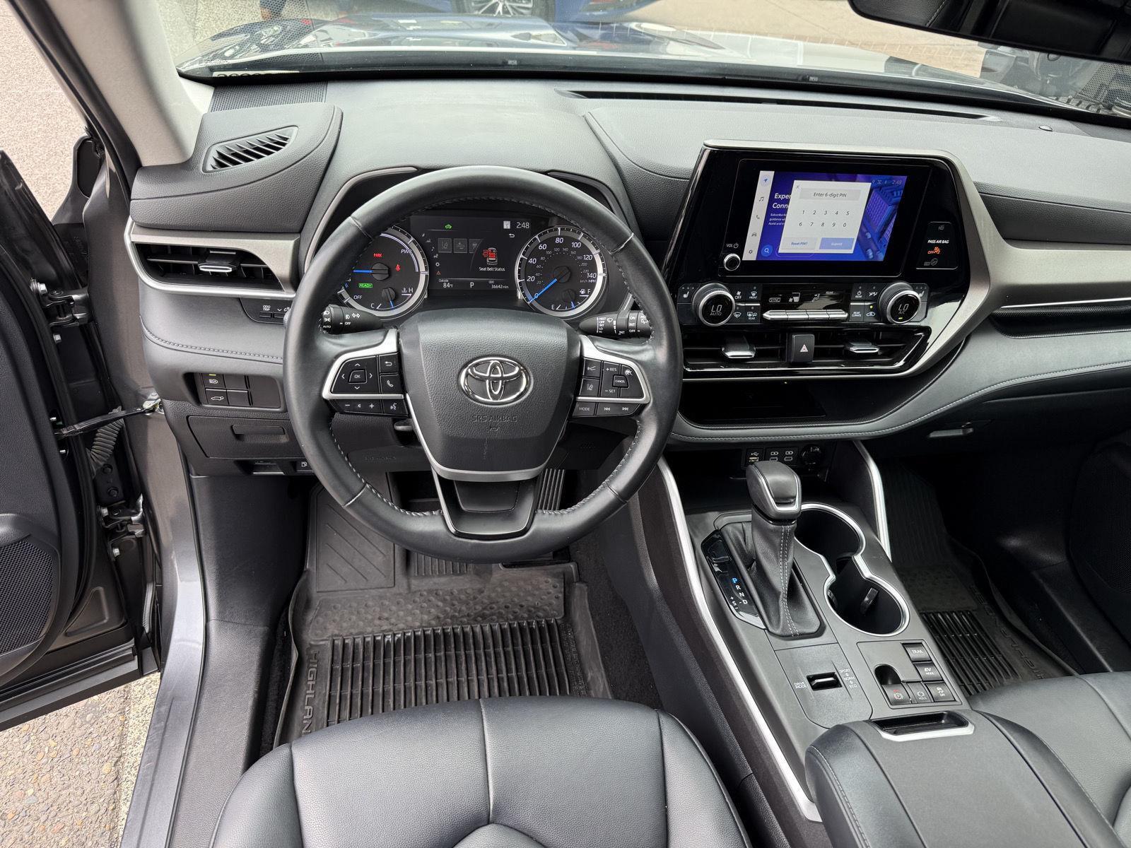 2023 Toyota Highlander Limited Platinum XLE XSE photo 18