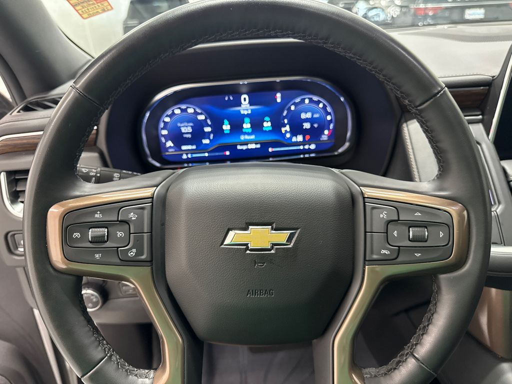 2024 Chevrolet Suburban High Country photo 14
