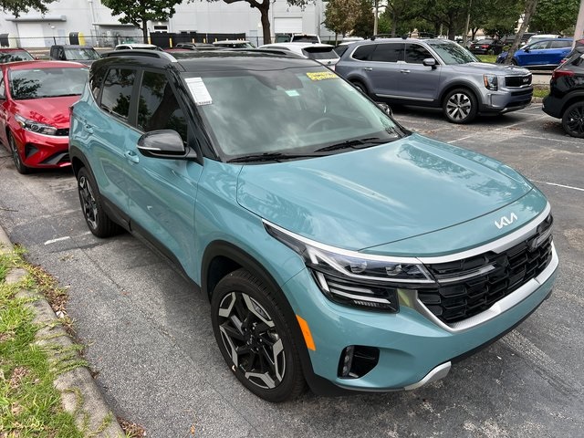 2024 Kia Seltos SX photo 2