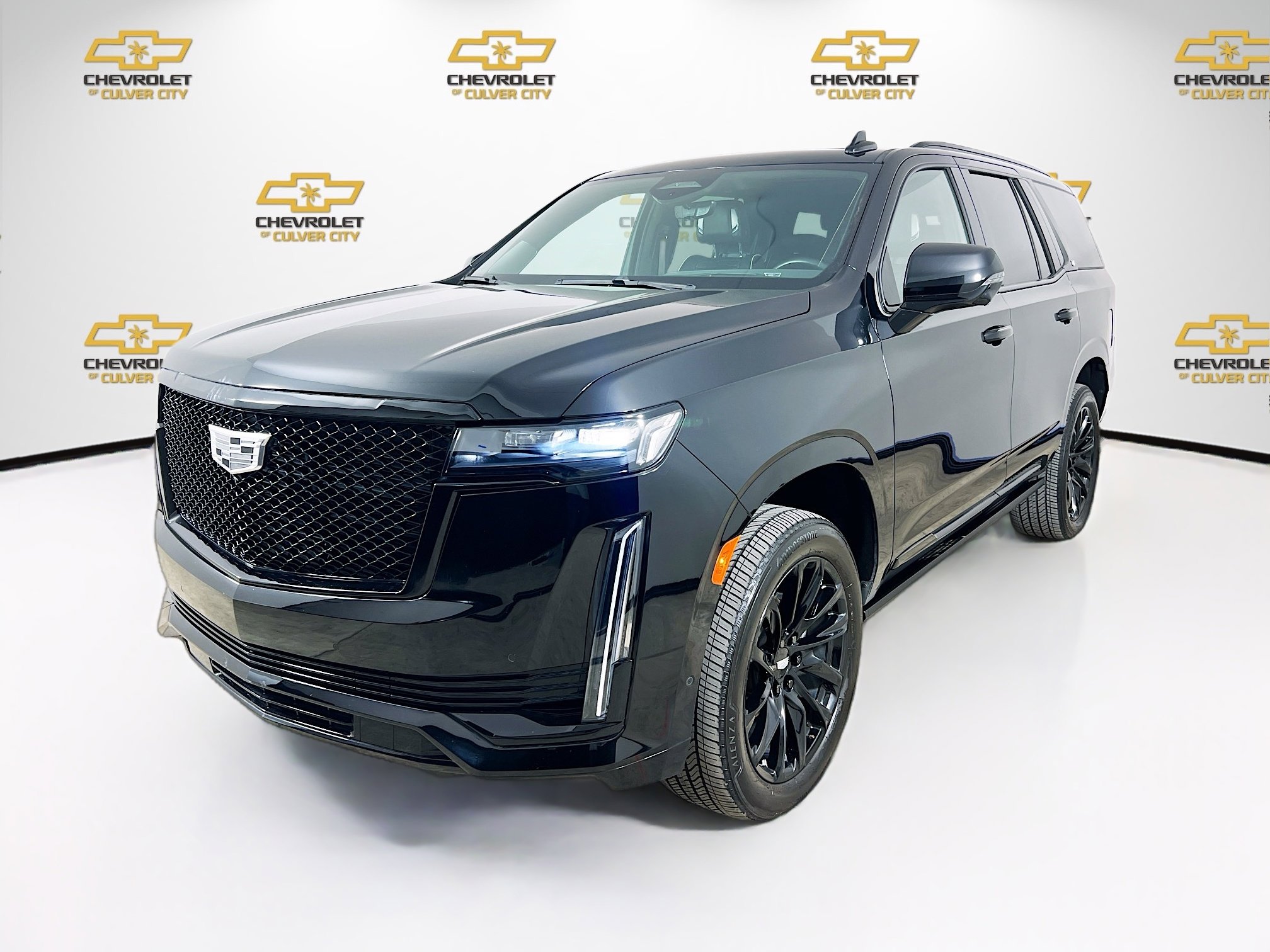 2023 Cadillac Escalade Sport Platinum photo 3