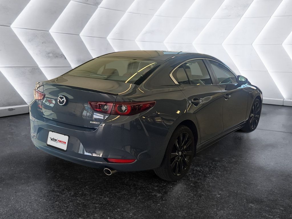 2023 Mazda Mazda3 2.5 s Carbon photo 4