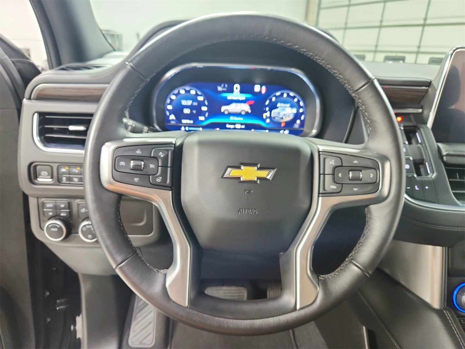 2022 Chevrolet Tahoe LT photo 18