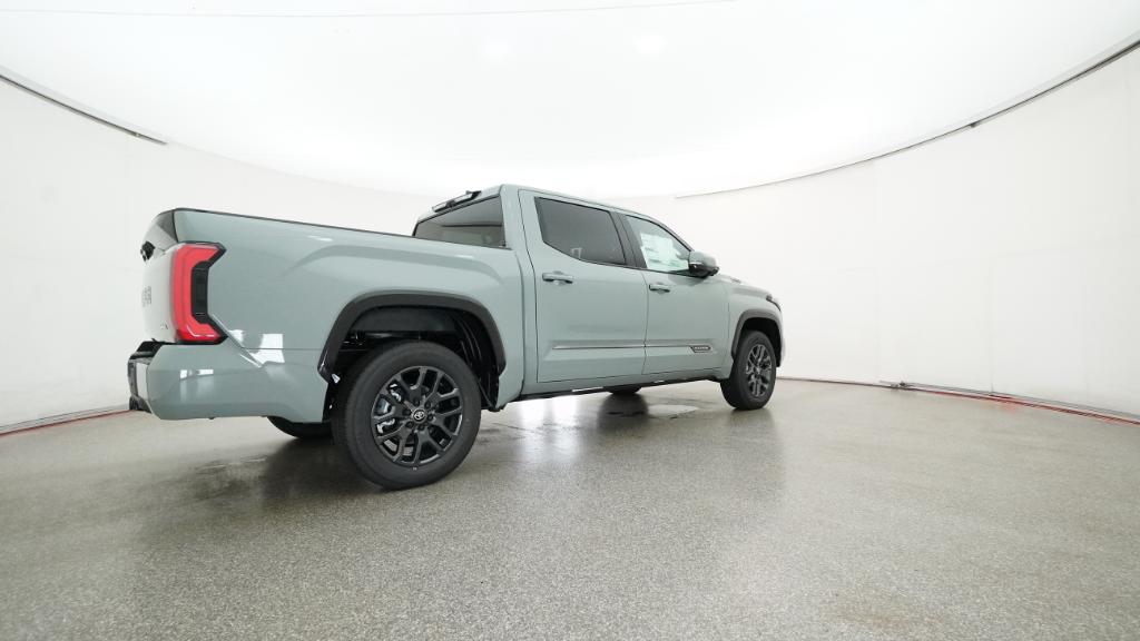 2025 Toyota Tundra Platinum CrewMax photo 6