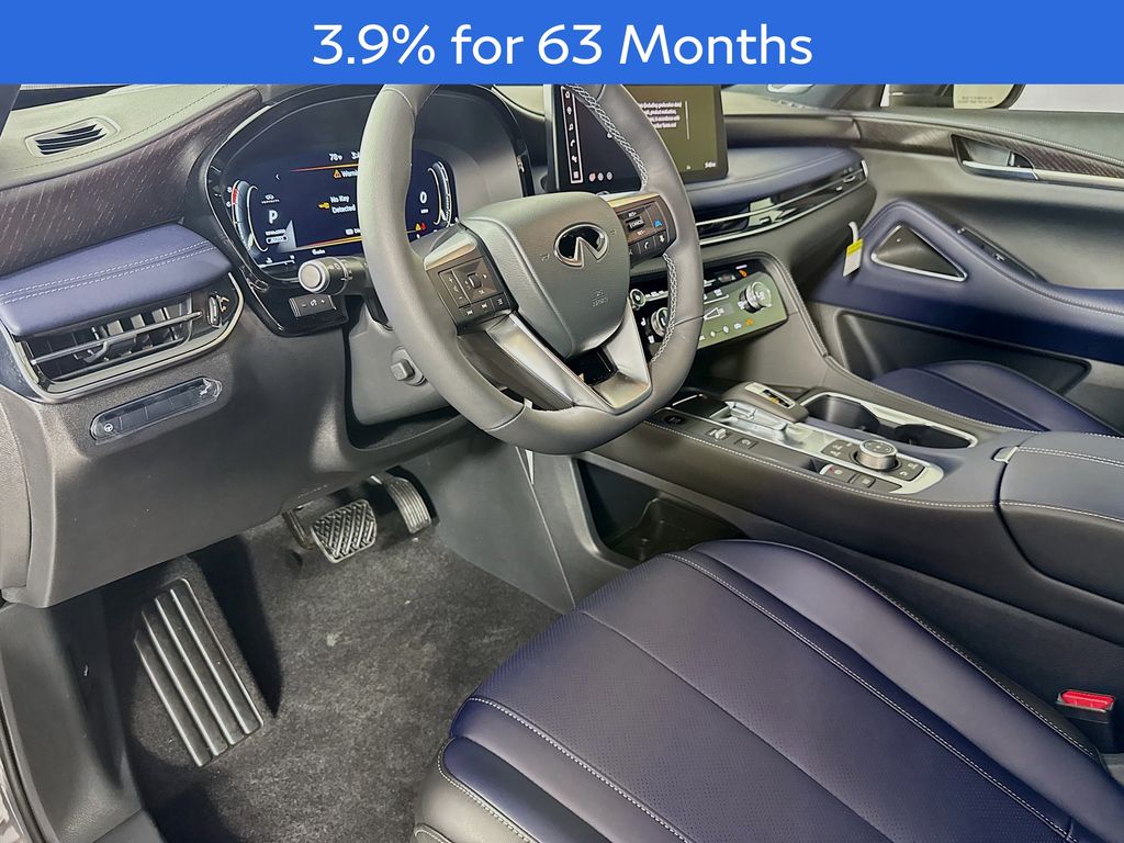 2026 Infiniti QX60 Luxe photo 8