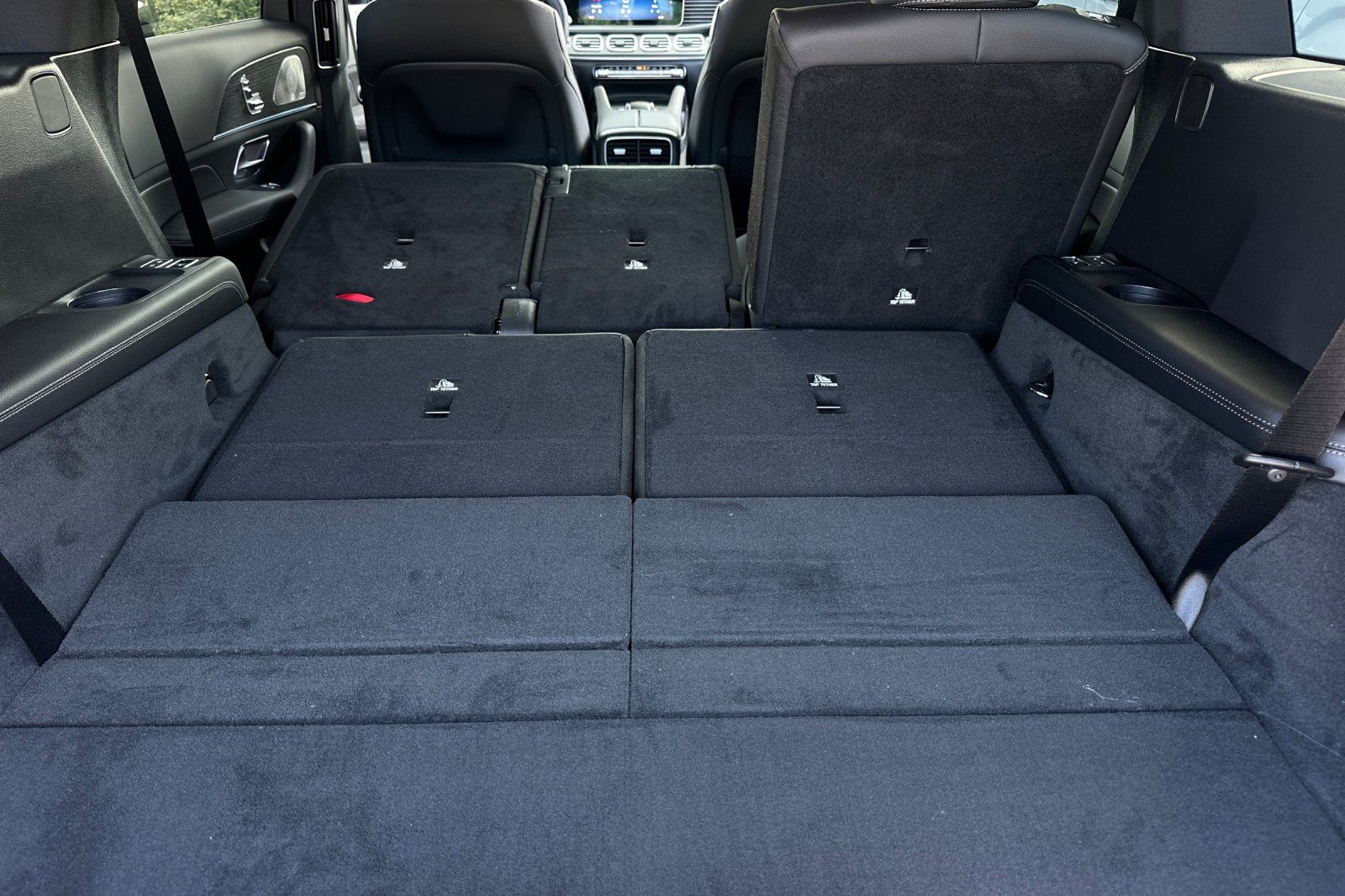 2025 Mercedes Benz GLS 450 4MATIC photo 33
