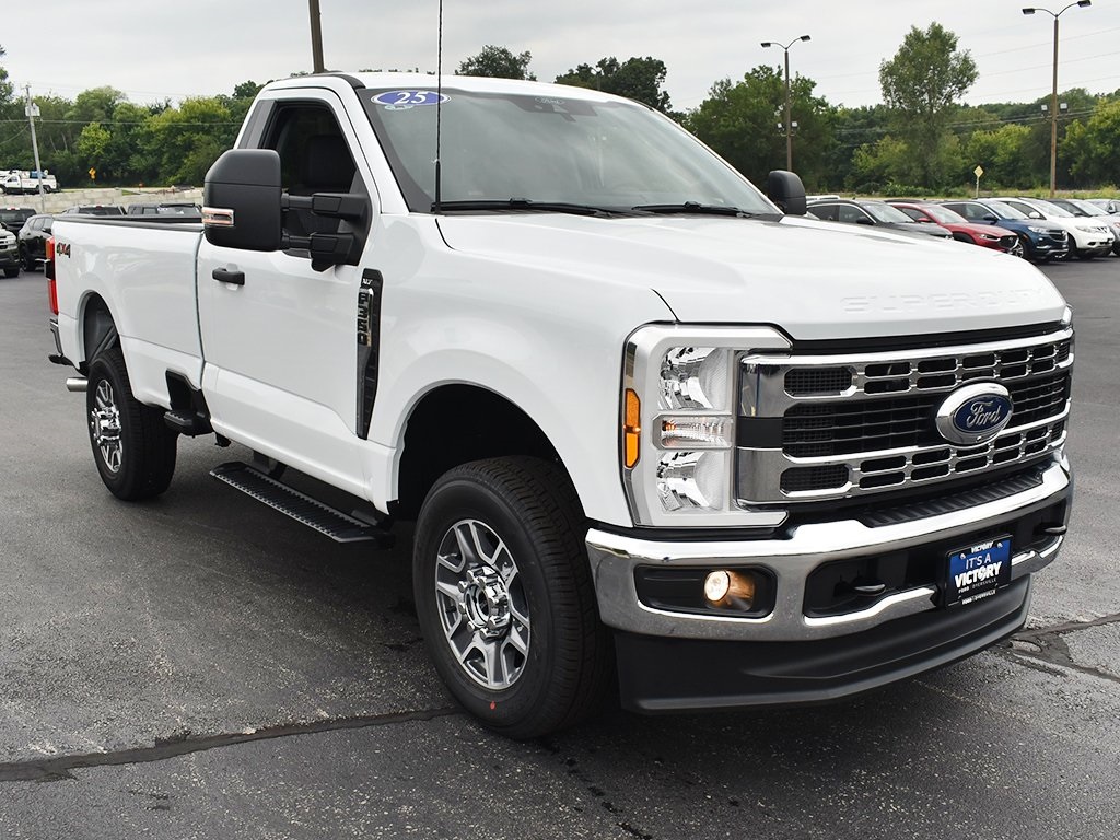 2025 Ford F-350 XLT photo 10