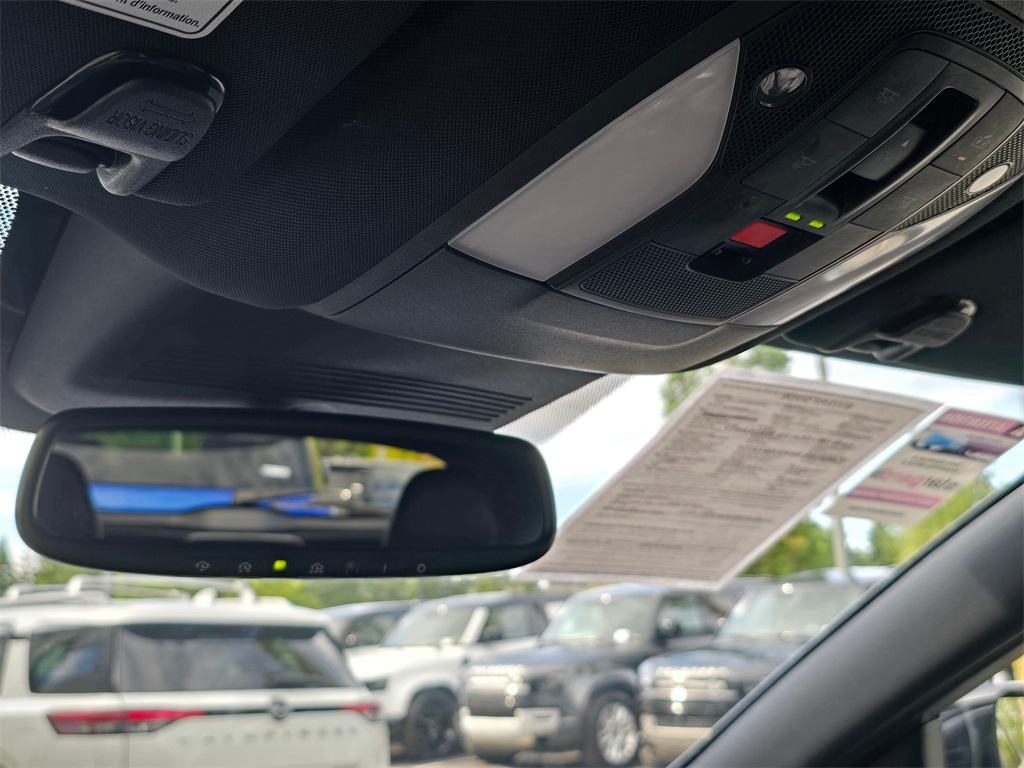 2022 Infiniti QX55 Essential photo 17