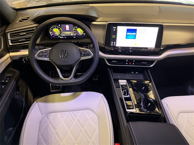 2026 Volkswagen Atlas Cross Sport SEL Premium R-Line photo 12