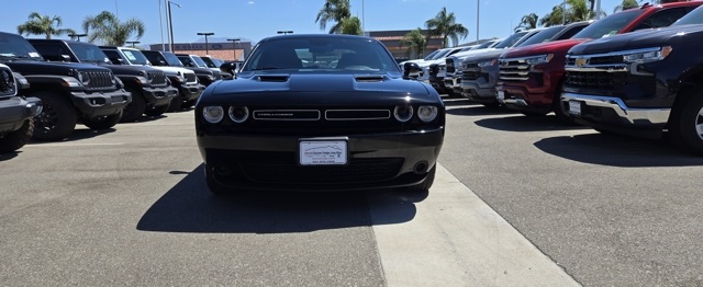 Used 2019 Dodge Challenger SXT with VIN 2C3CDZAG6KH560755 for sale in Hemet, CA
