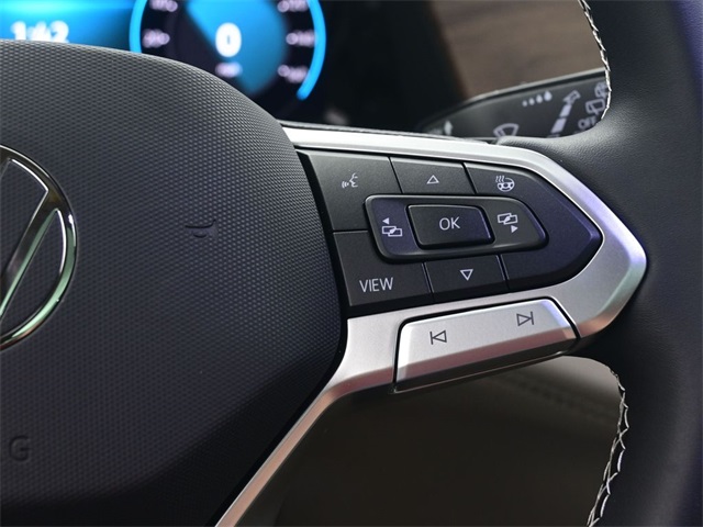 2026 Volkswagen Atlas SE Technology photo 16