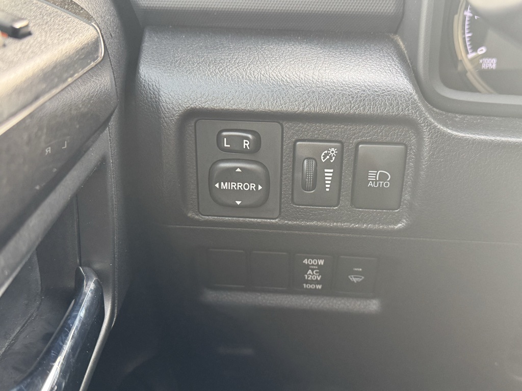 2024 Toyota 4Runner TRD Off-Road photo 21