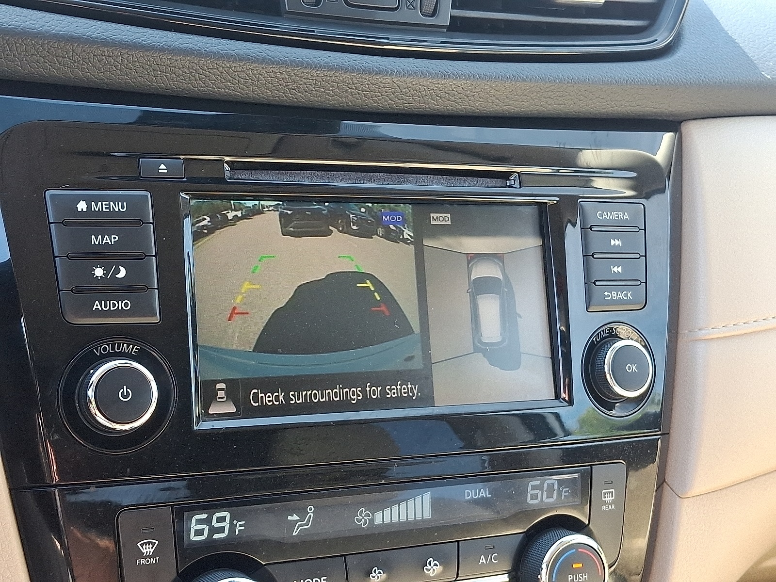 2019 Nissan Rogue SV photo 15