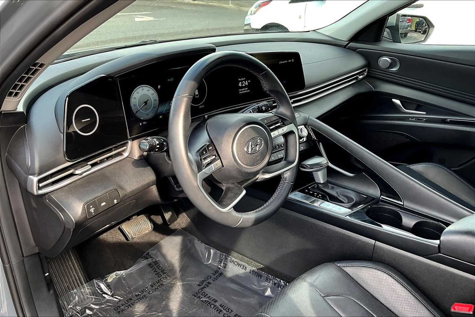 2023 Hyundai Elantra Limited photo 15
