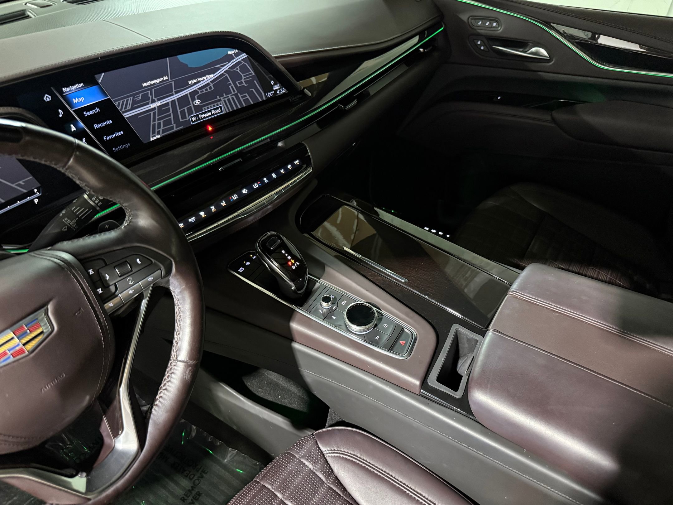 2023 Cadillac Escalade Premium Luxury Platinum photo 34