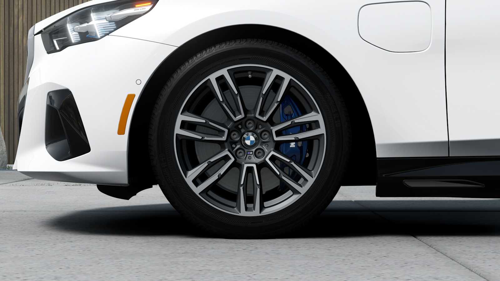 2026 Bmw 550e xDrive photo 6