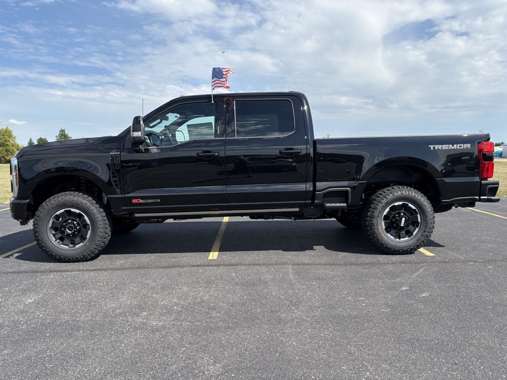 2026 Ford F-350 Platinum photo 8