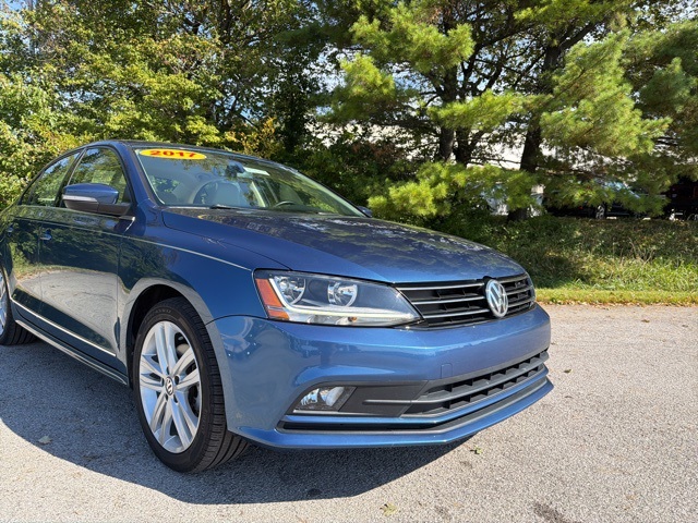 2017 Volkswagen Jetta 1.8T SEL photo 3
