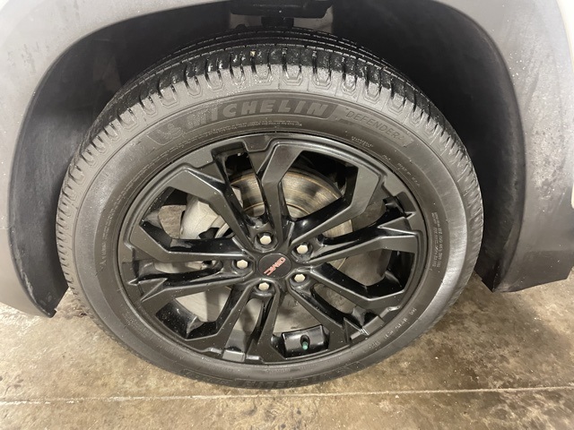 2022 Gmc Terrain SLE photo 25