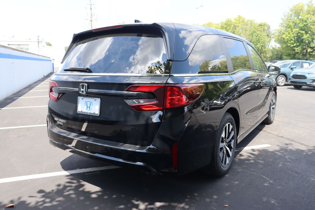 2026 Honda Odyssey EX-L photo 3