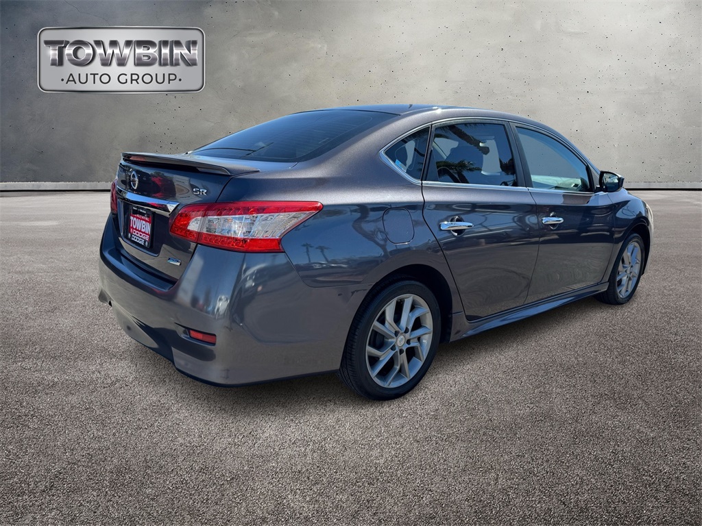 2013 Nissan Sentra SR photo 4