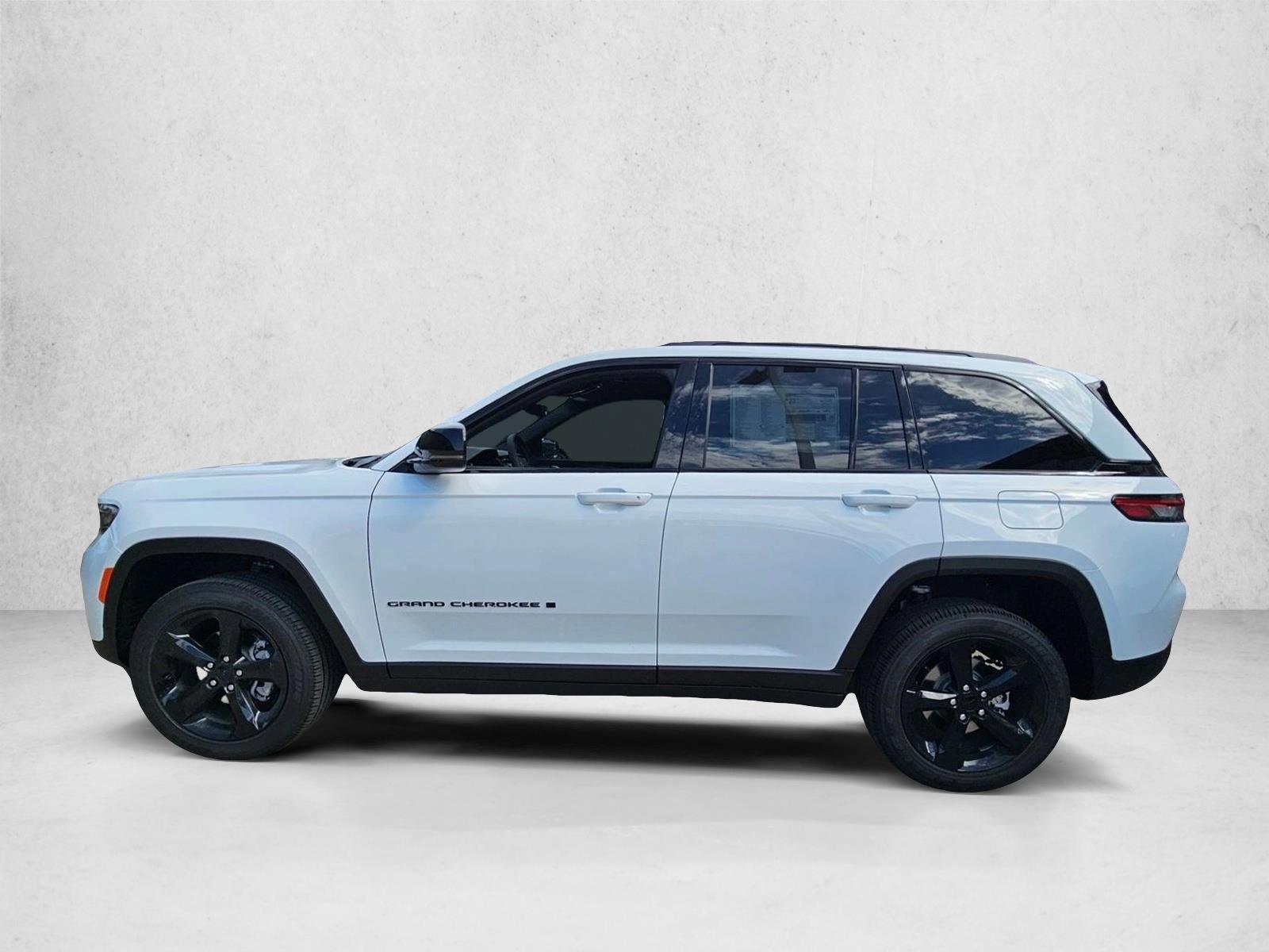 2025 Jeep Grand Cherokee Altitude X photo 4
