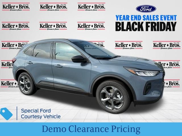 2025 Ford Escape ST-Line's photo