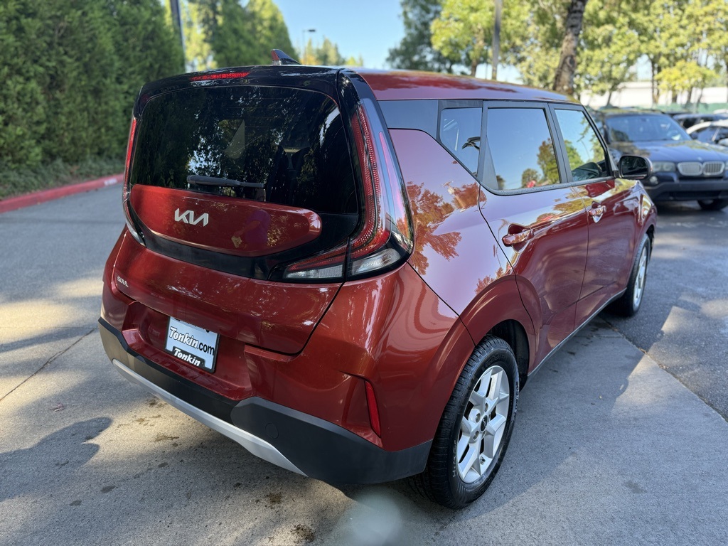 2023 Kia Soul LX photo 8