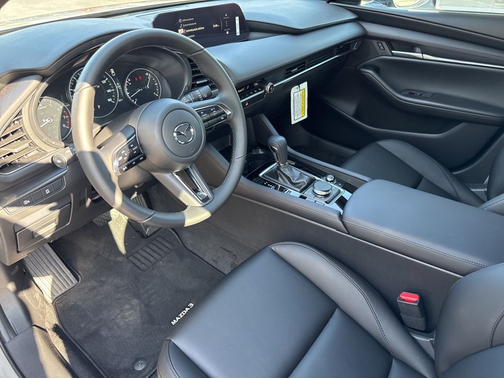 2025 Mazda Mazda3 Hatchback 2.5 Select Sport photo 7