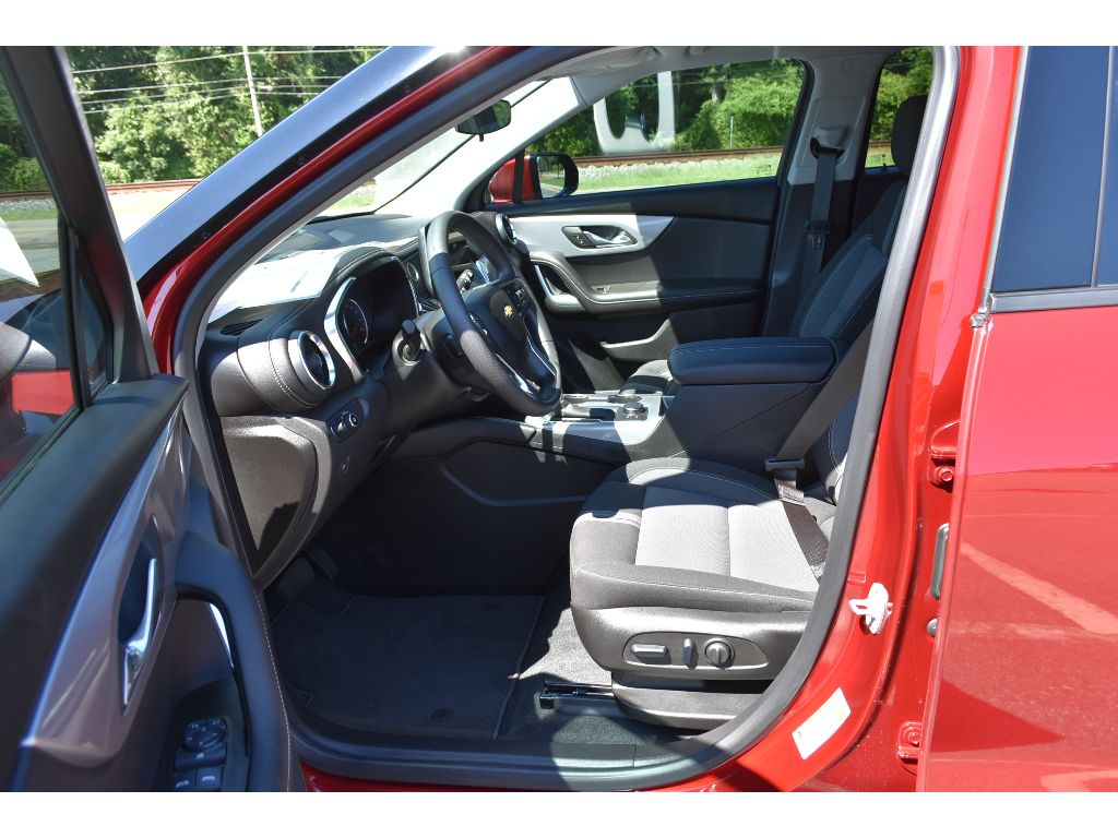 2025 Chevrolet Blazer 2LT photo 15