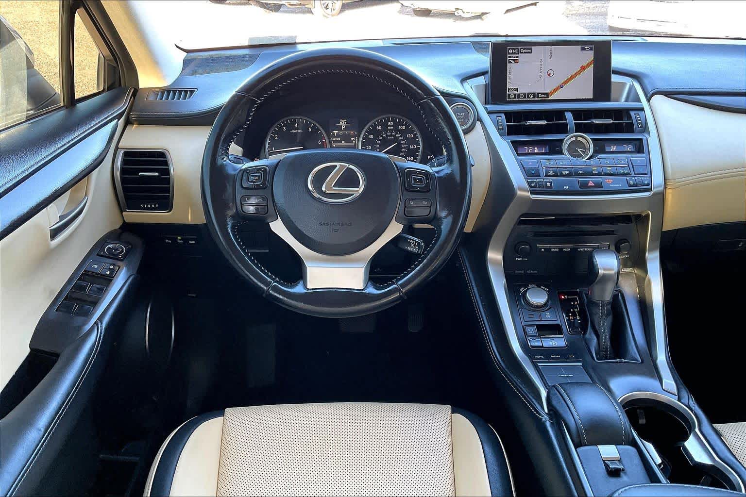 2015 Lexus NX 200t Luxury photo 4