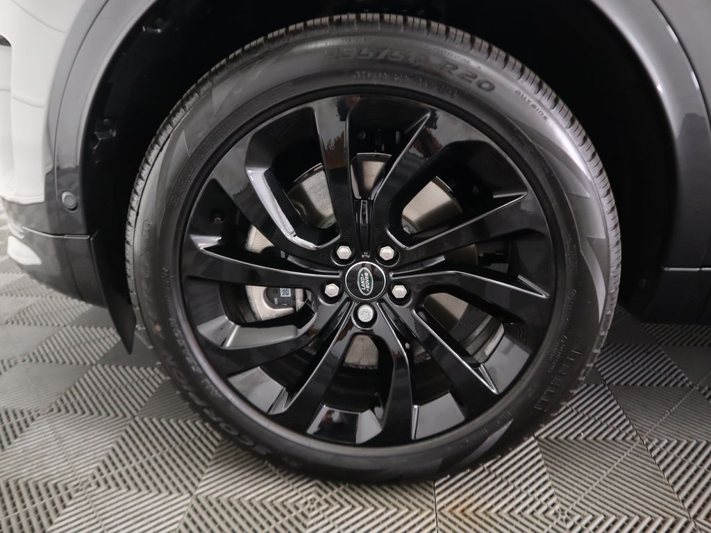 2025 Land Rover Discovery Sport S photo 28