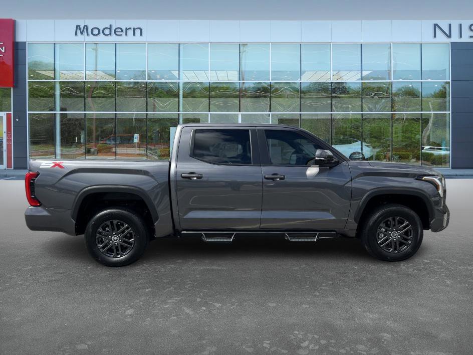 2024 Toyota Tundra SR5 photo 4