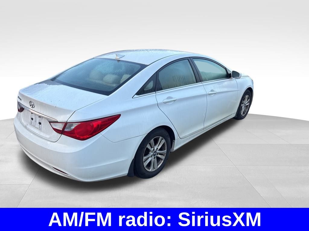 2013 Hyundai Sonata GLS photo 3