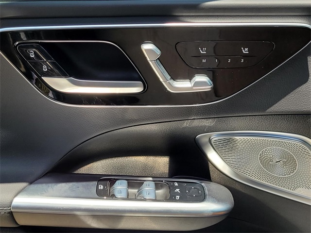 2025 Mercedes Benz C 300 photo 23