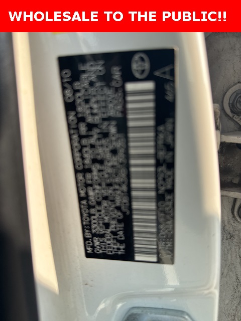 2011 Toyota Yaris Base photo 12