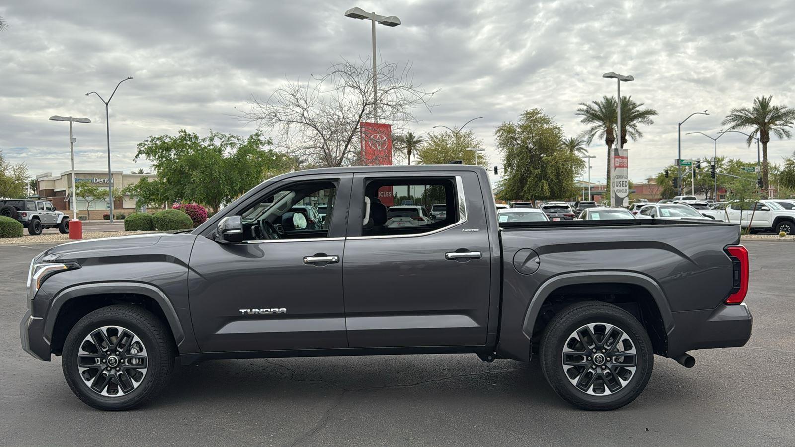 2022 Toyota Tundra Limited photo 3