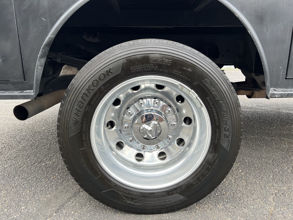 2022 Ram 5500 photo 30