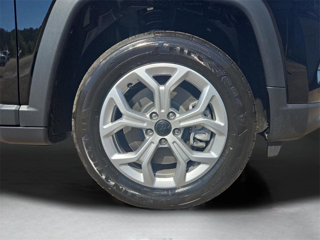 2025 Jeep Compass Latitude photo 8