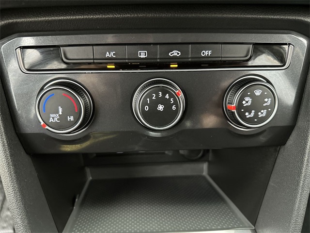 2021 Volkswagen Tiguan S photo 10