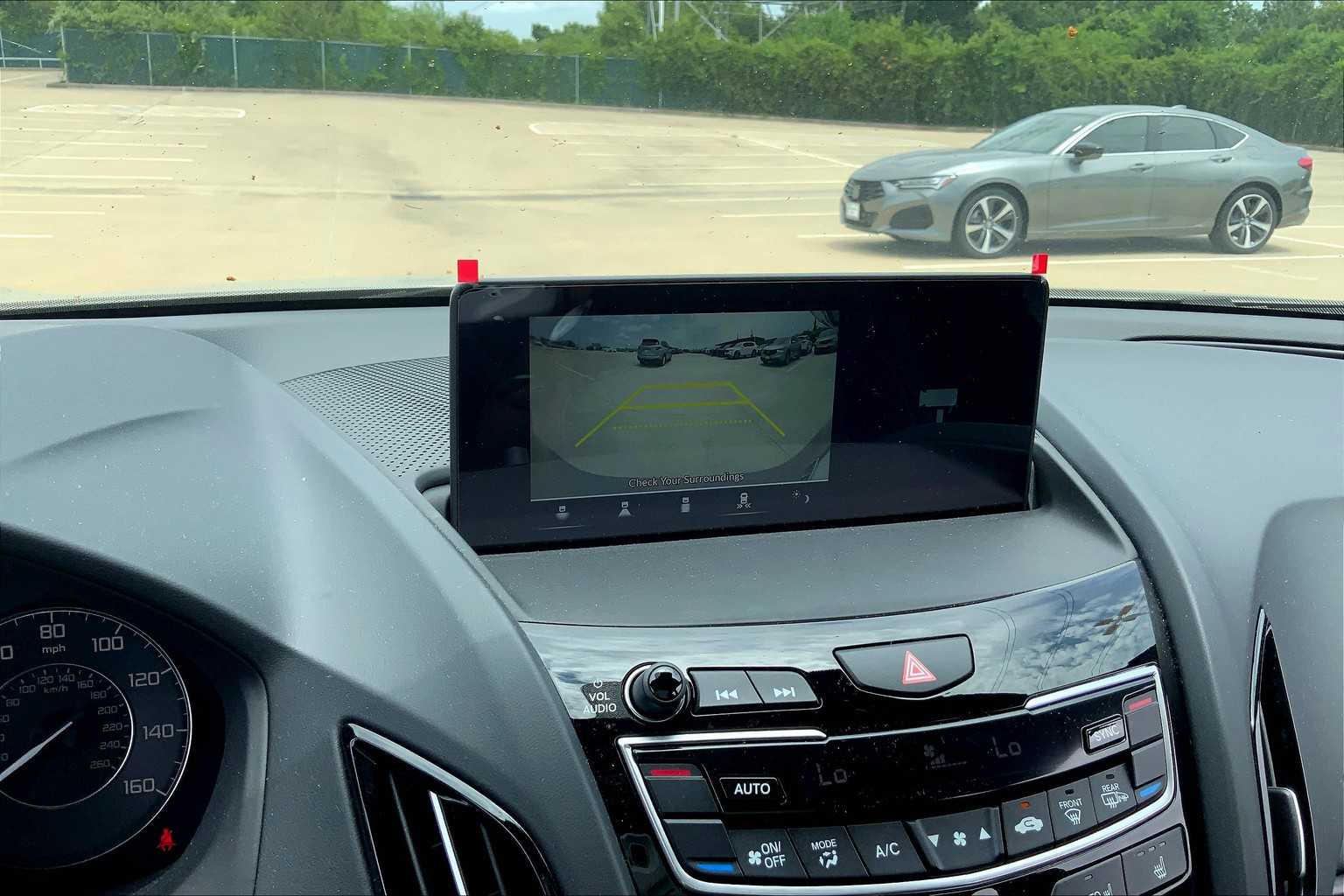 2025 Acura RDX photo 23