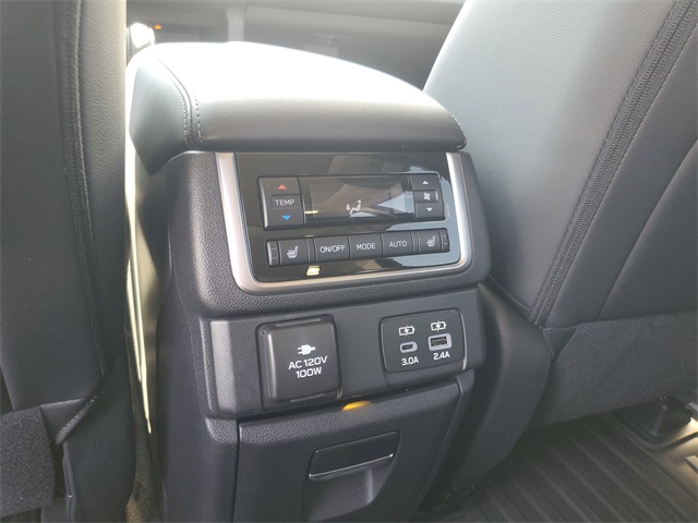 2024 Subaru Ascent Touring photo 10